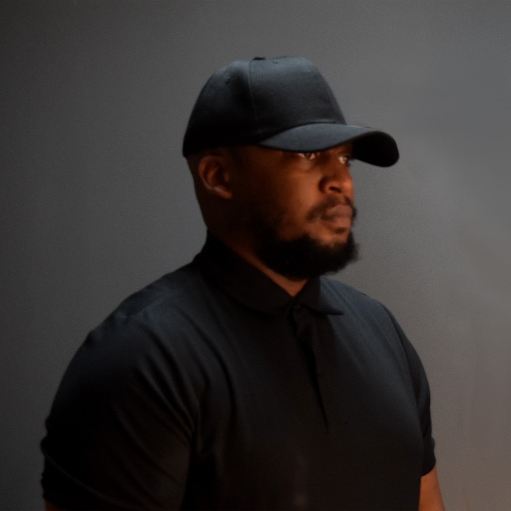 Sara Lawrence headshot